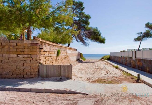Villa en Platja de Muro - Villa Mediterranea by Mallorca North Villas Villa en Platja de Muro - Villa Mediterranea by Mallorca North Villas