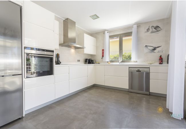 Villa en Platja de Muro - Villa Albufera en Playa Muro by Mallorca North Villas Villa en Platja de Muro - Villa Albufera en Playa Muro by Mallorca North Villas