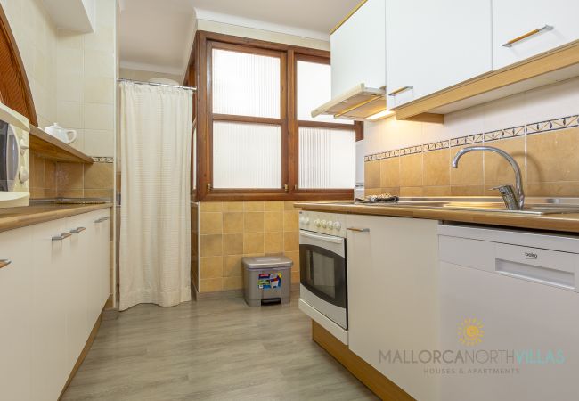 Ferienwohnung in Port de Pollença - Apartment Voramar II: Erste Linie am Pine Walk Ferienwohnung in Port de Pollença - Apartment Voramar II: Erste Linie am Pine Walk