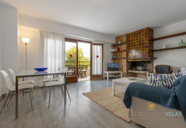 Ferienwohnung in Port de Pollença - Apartment Voramar II: Erste Linie am Pine Walk Ferienwohnung in Port de Pollença - Apartment Voramar II: Erste Linie am Pine Walk