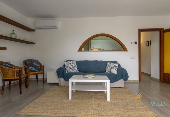 Ferienwohnung in Port de Pollença - Apartment Voramar II: Erste Linie am Pine Walk Ferienwohnung in Port de Pollença - Apartment Voramar II: Erste Linie am Pine Walk