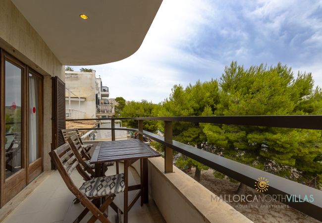 Ferienwohnung in Port de Pollença - Apartment Voramar II: Erste Linie am Pine Walk Ferienwohnung in Port de Pollença - Apartment Voramar II: Erste Linie am Pine Walk