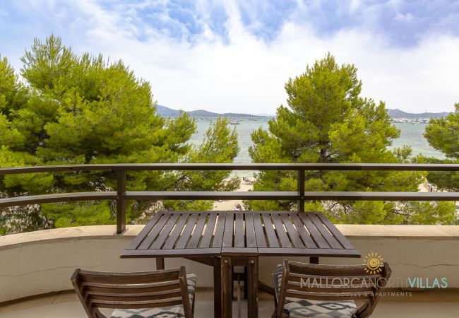 Ferienwohnung in Port de Pollença - Apartment Voramar II: Erste Linie am Pine Walk Ferienwohnung in Port de Pollença - Apartment Voramar II: Erste Linie am Pine Walk