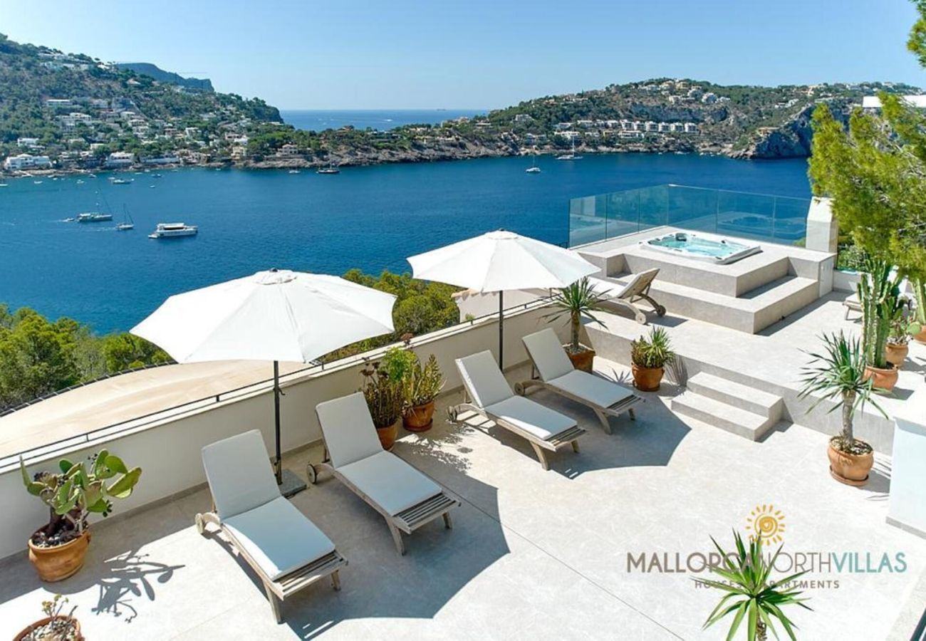Villa in Port d' Andratx - Villa Tres Terrazas, Meer und Entspannung: Ihr Luxus-Familienrefugium am Meer Villa in Port d' Andratx - Villa Tres Terrazas, Meer und Entspannung: Ihr Luxus-Familienrefugium am Meer