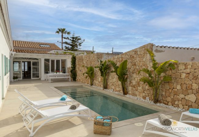 Villa in Alcudia - Villa Veles Dos by Mallorca North Villas Villa in Alcudia - Villa Veles Dos by Mallorca North Villas