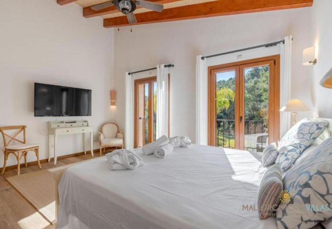 Villa in Felanitx - Finca es Foners by Mallorca North Villas Villa in Felanitx - Finca es Foners by Mallorca North Villas