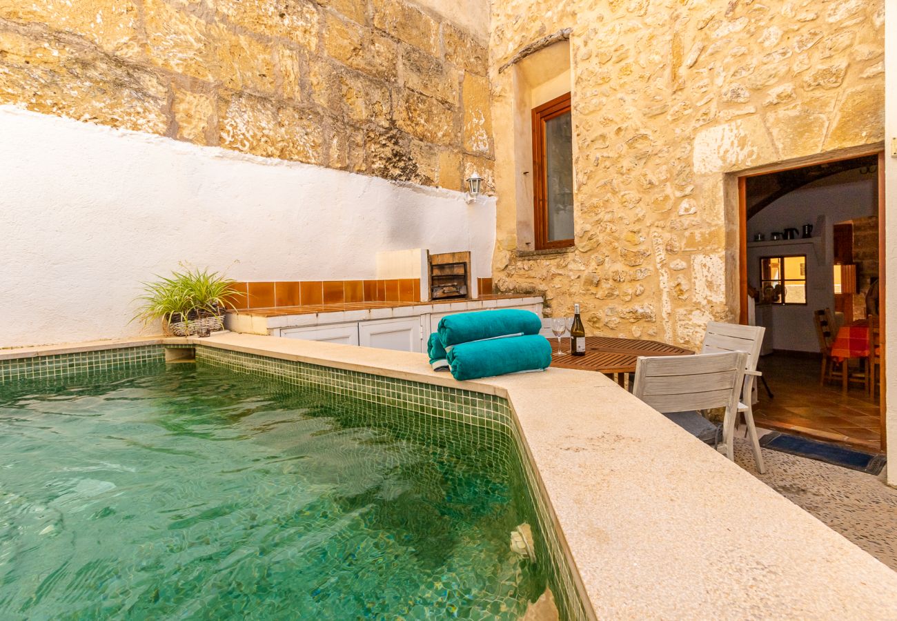 House in Pollensa - TOWNHOUSE GENERAL BOSCH Charming courtyard