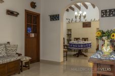 House in Pollensa - Casa Guillermo: Beautiful Townhouse in Pollensa