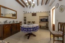 House in Pollensa - Casa Guillermo: Beautiful Townhouse in Pollensa