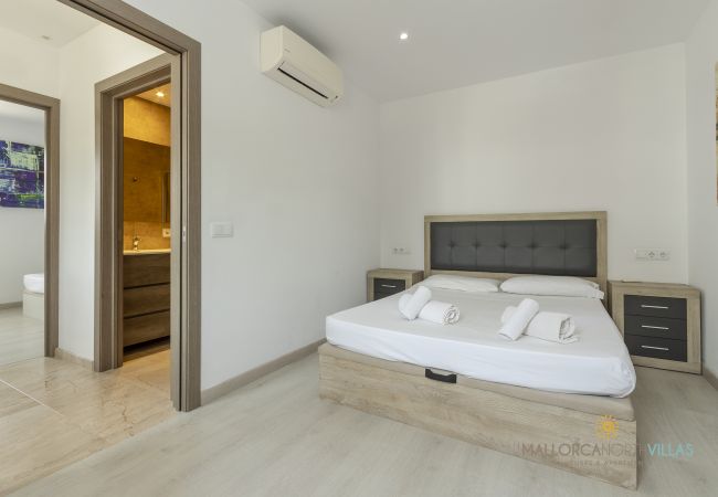 Villa in Playa de Muro - Villa Iola by Mallorca North Villas Villa in Playa de Muro - Villa Iola by Mallorca North Villas