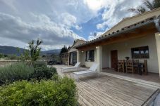 Country house with private pool near Pollensa for 6 persons