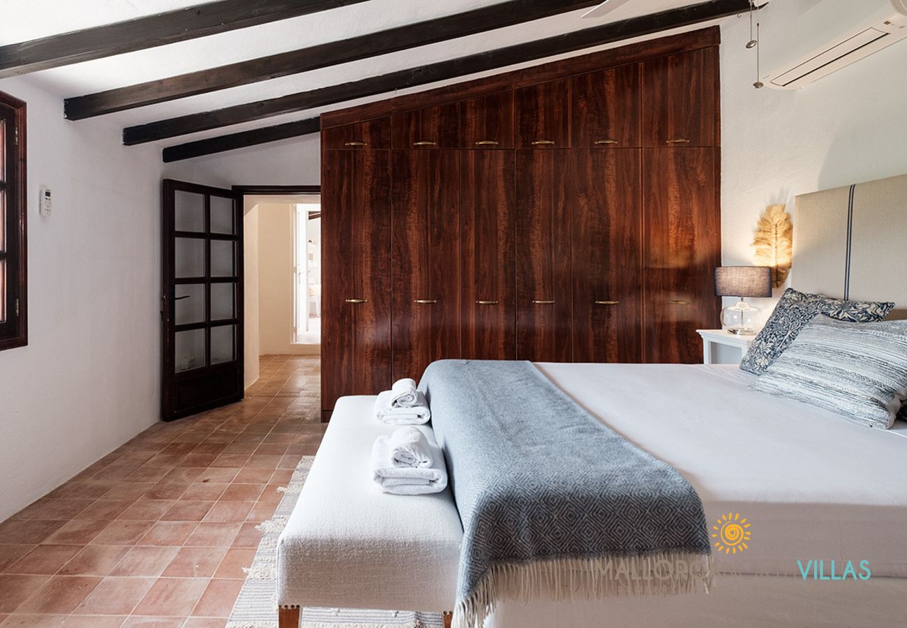 Villa in CalviĆ  - Villa Can Ros by Mallorca North Villas Villa in CalviĆ  - Villa Can Ros by Mallorca North Villas