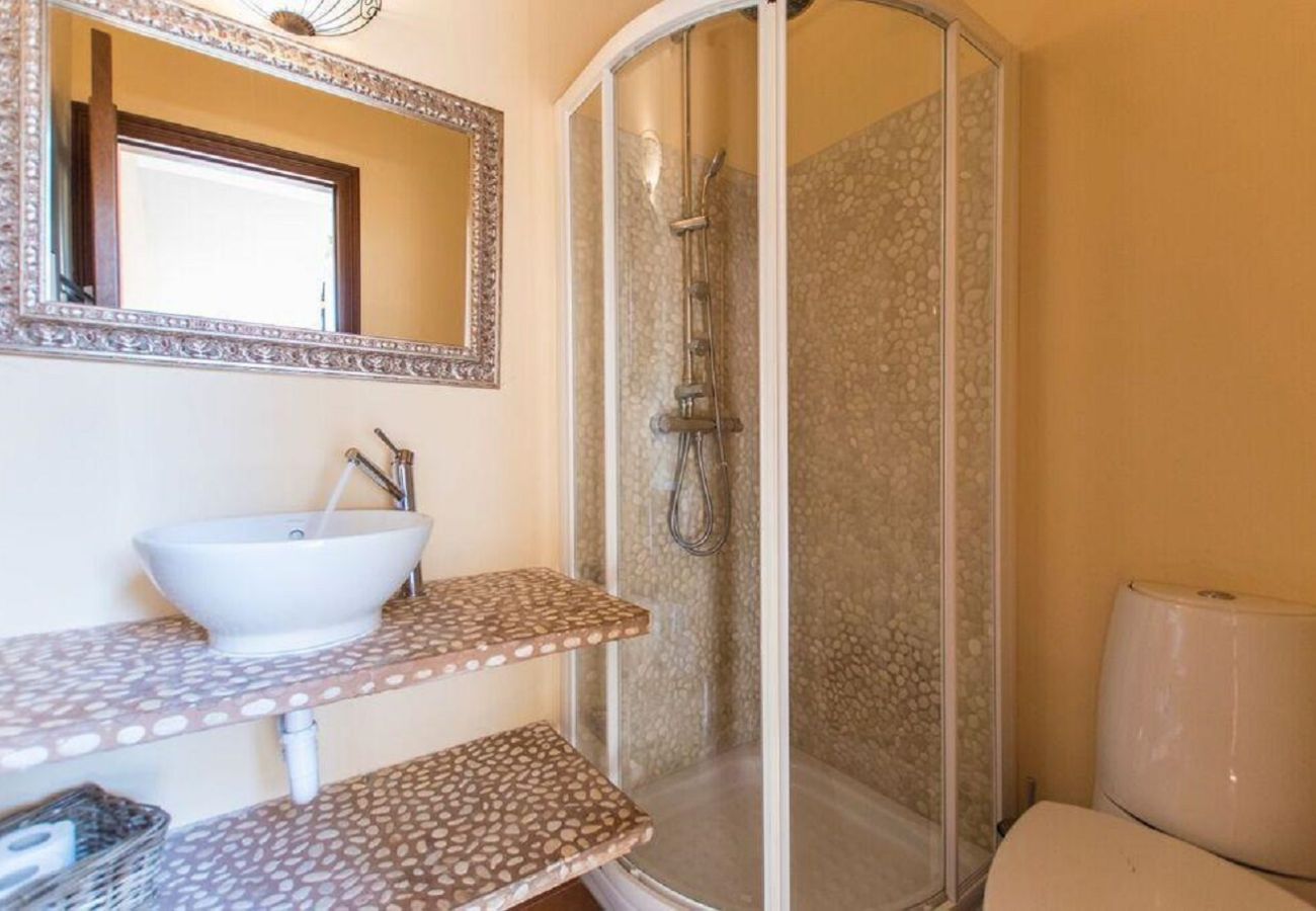 Villa in Mal Pas - Bon Aire - Villa Gabriela: Elegance and Comfort with Private Pool in Cielo de Bonaire, Close to Beaches and Nature Villa in Mal Pas - Bon Aire - Villa Gabriela: Elegance and Comfort with Private Pool in Cielo de Bonaire, Close to Beaches and Nature