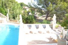Villa in Portals Nous - Ocean View Villa in Portals Nous: Luxury and Stunning Panoramic Sea Views