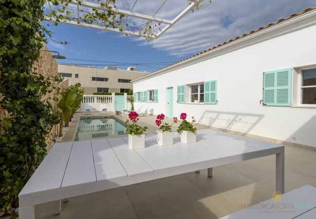 Villa in Alcudia - Villa Veles Dos by Mallorca North Villas Villa in Alcudia - Villa Veles Dos by Mallorca North Villas