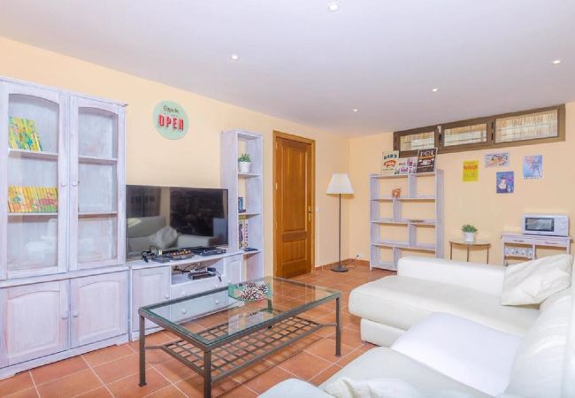 Villa à Mal Pas - Bon Aire - Villa Gabriela : Élégance et confort avec piscine privée à Cielo de Bonaire, proche des plages et de la nature Villa à Mal Pas - Bon Aire - Villa Gabriela : Élégance et confort avec piscine privée à Cielo de Bonaire, proche des plages et de la nature
