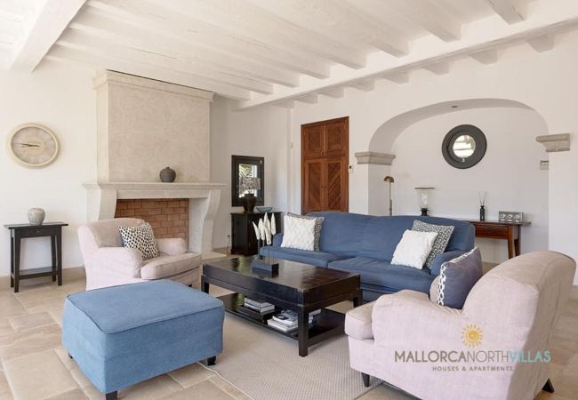 Villa à Port d' Andratx - Villa Tres Terrazas, Mer et Détente : Votre Refuge Familial de Luxe au Bord de la Mer Villa à Port d' Andratx - Villa Tres Terrazas, Mer et Détente : Votre Refuge Familial de Luxe au Bord de la Mer